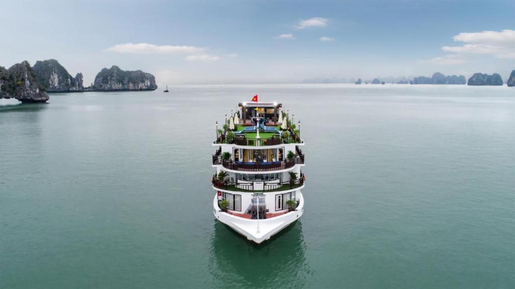 Готель Thu Thuy Cruise - Travel Chan Chau Екстер'єр фото